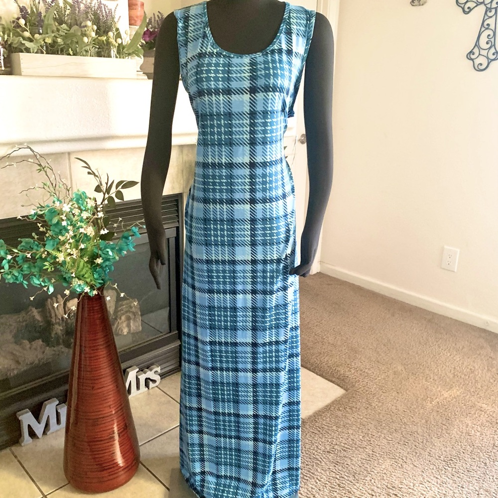 Lularoe Blue Plaid 3XL Maria NWT